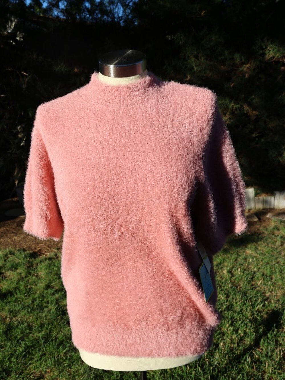CeCe Blush Fuzzy Mock Neck Sweater – NWT